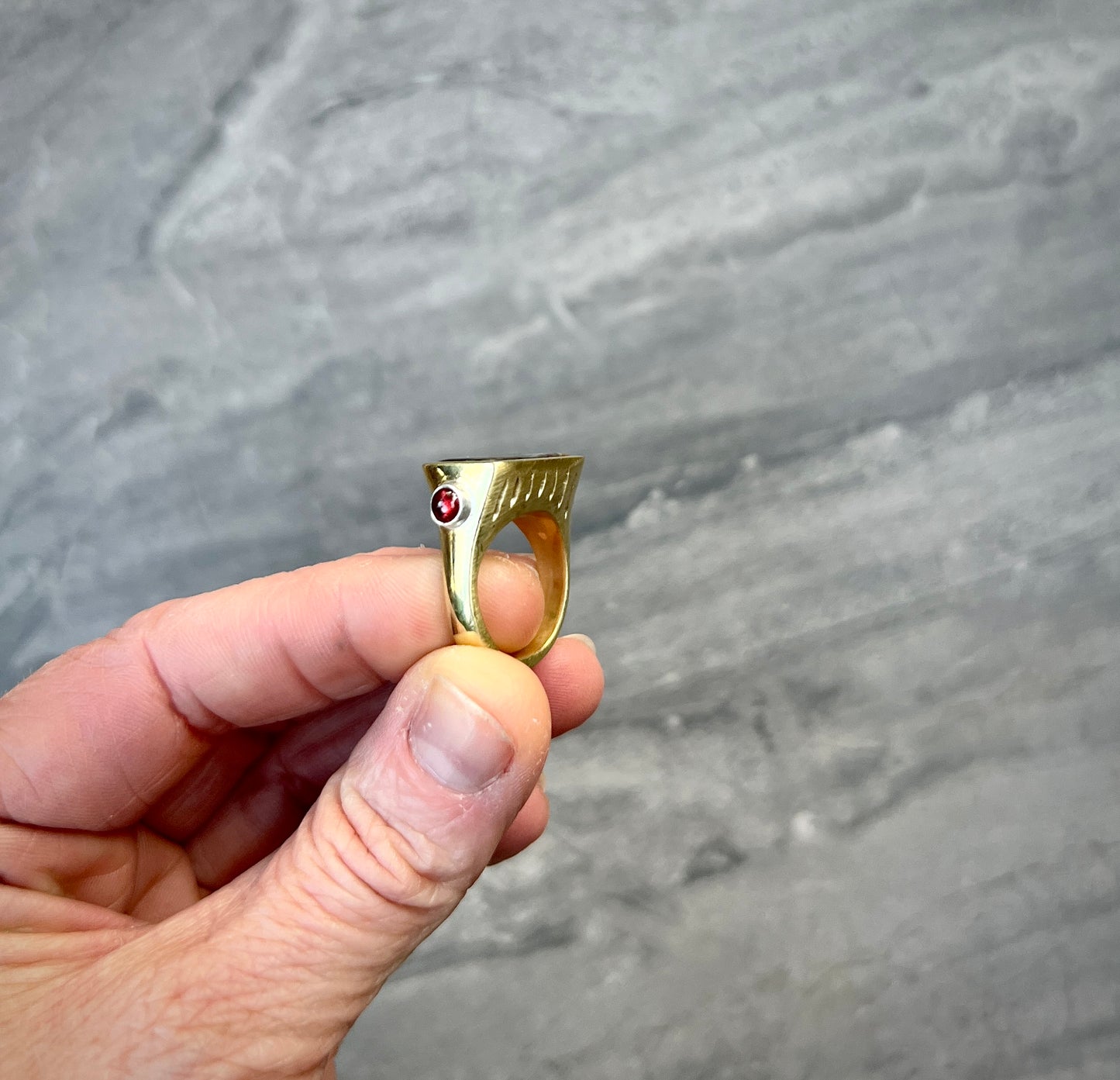 Abalone Signet