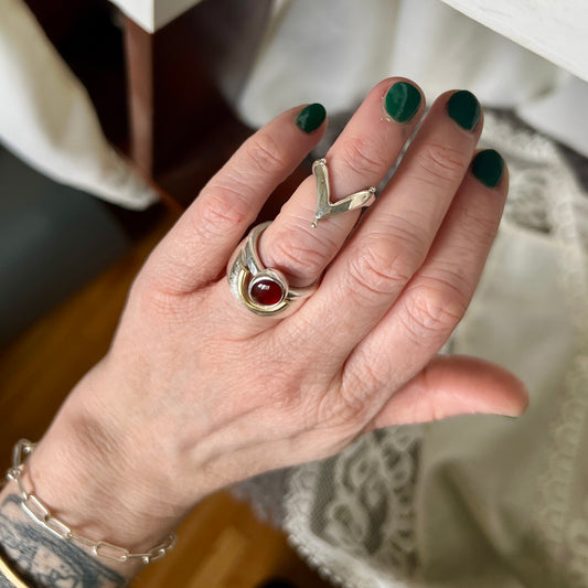 Deep V Midi Ring