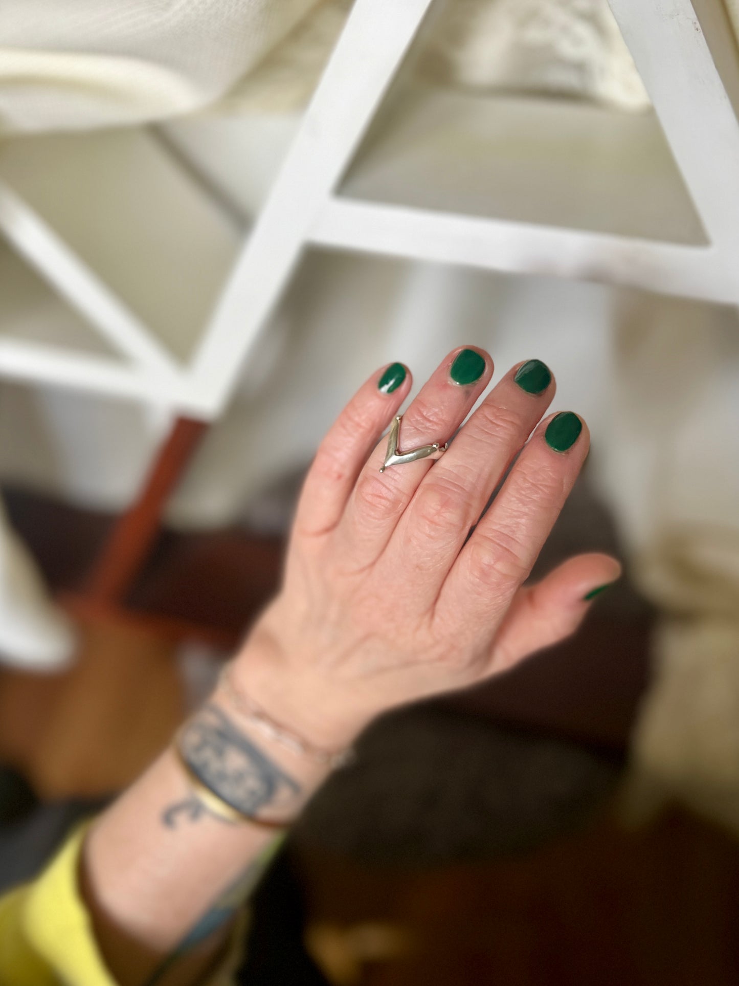 Deep V Midi Ring