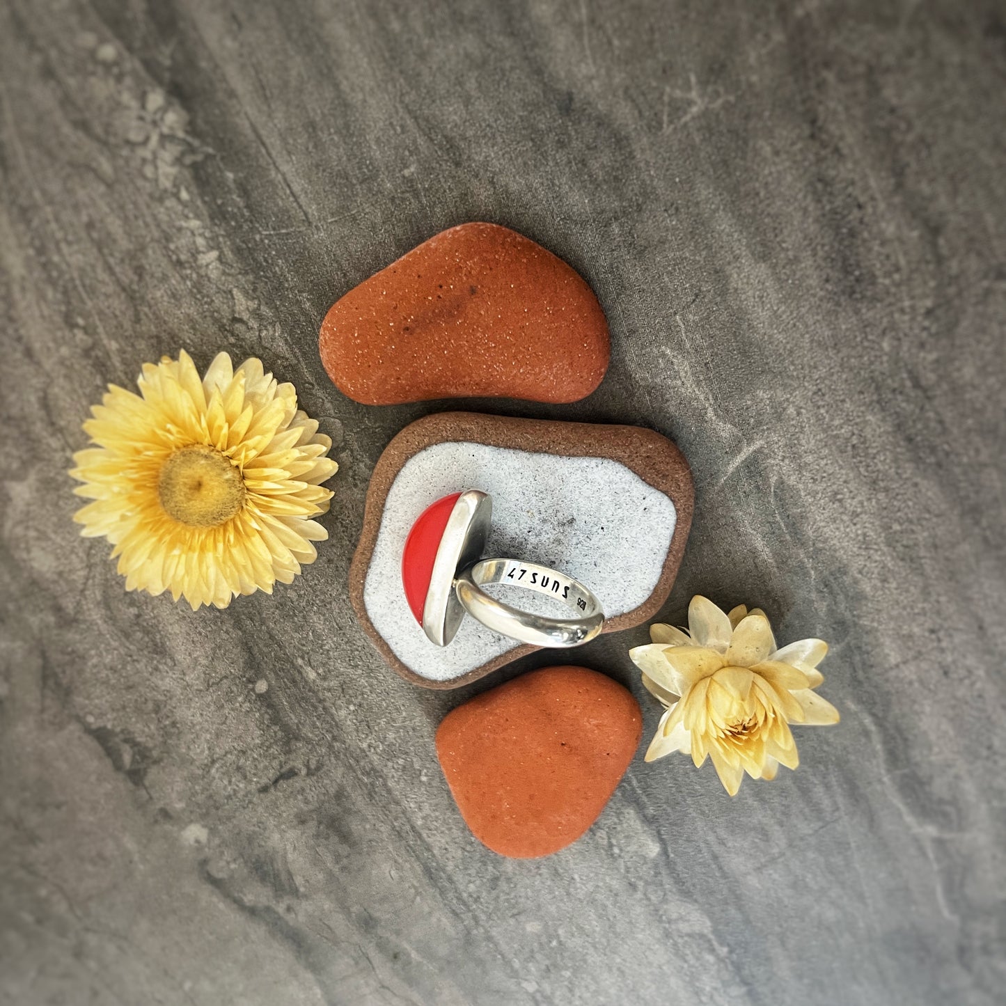Rosarita Arc Ring