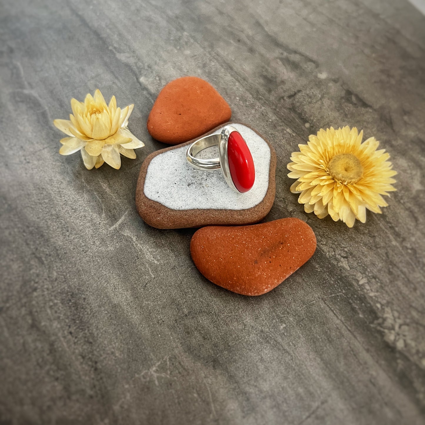 Rosarita Arc Ring