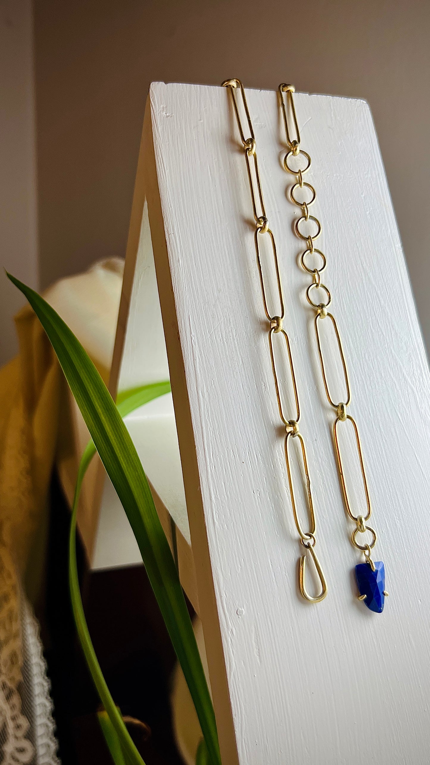 Asymmetric Lapis Prong Pendant
