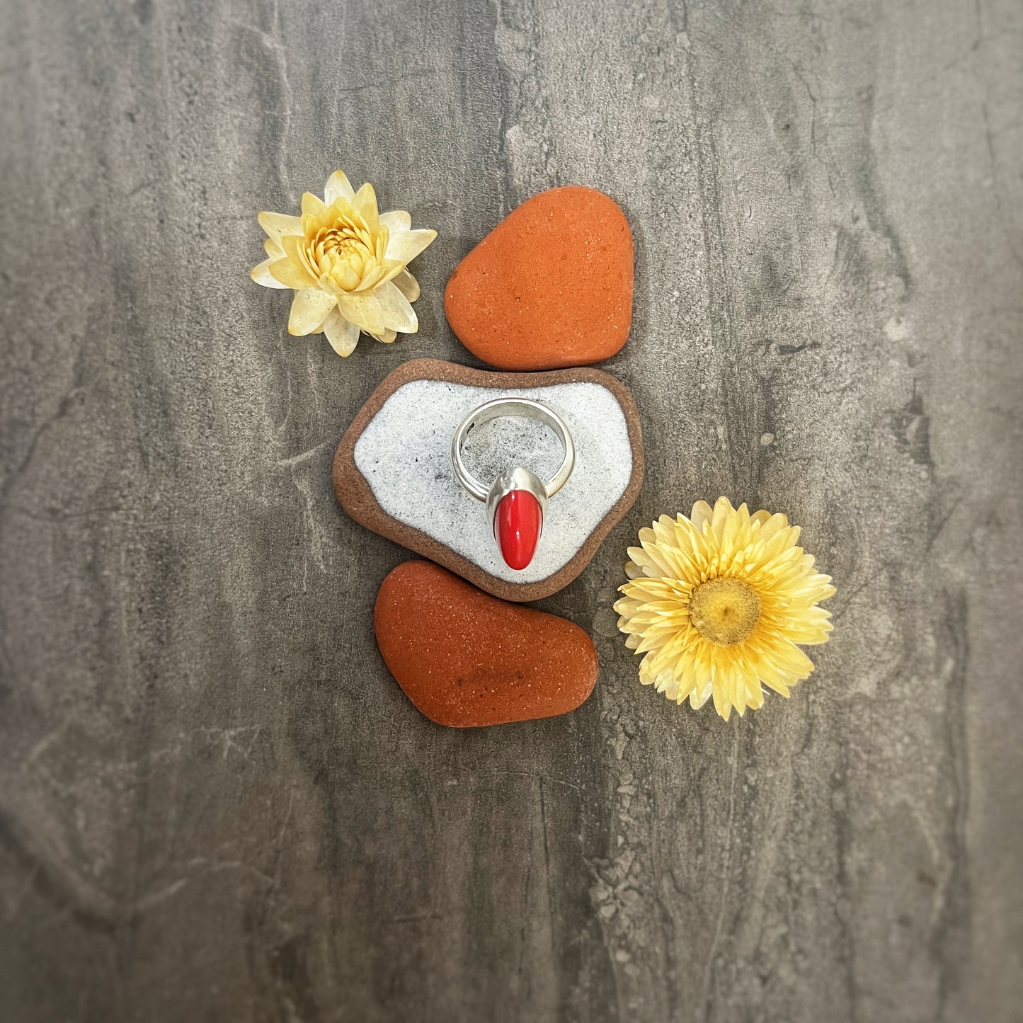 Rosarita Arc Ring
