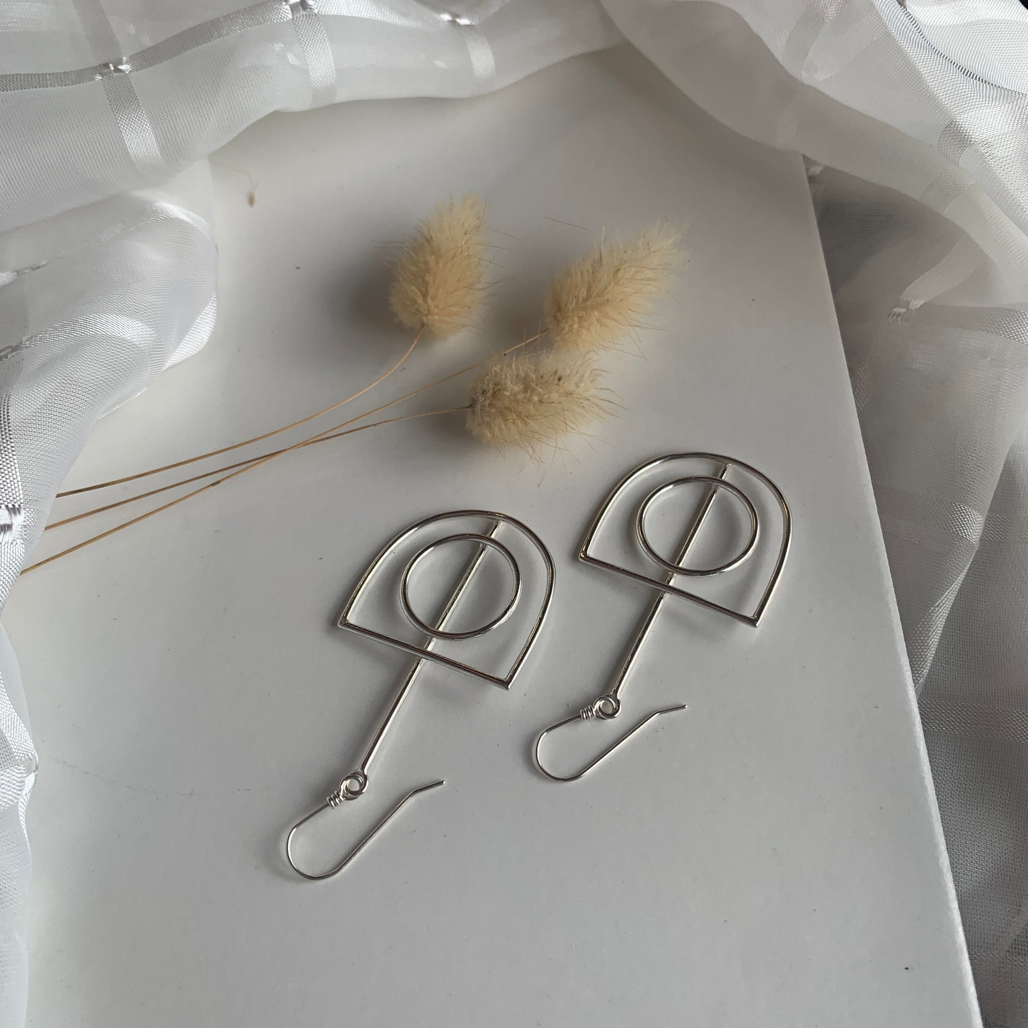 Dollop Hangers