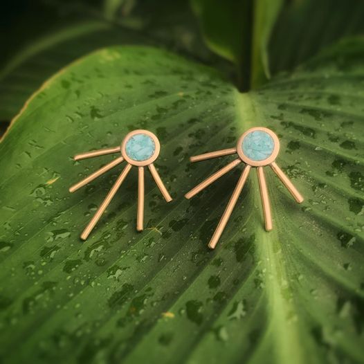 Sun Ray Studs